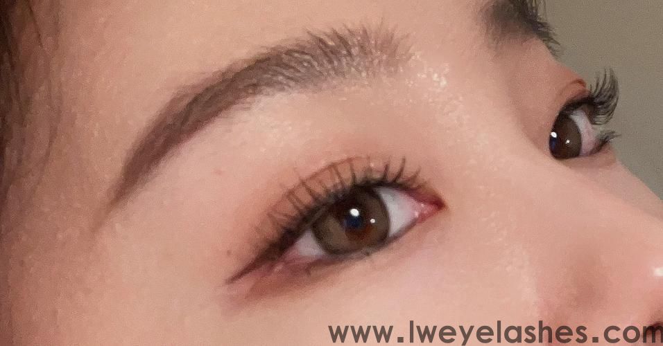 Price of eyelash extensions(pic1)