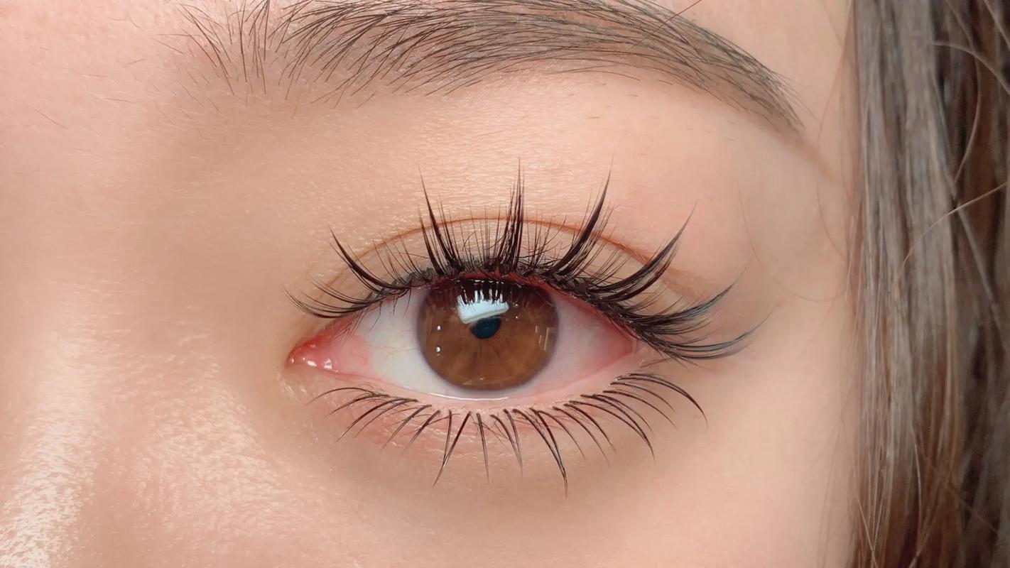 How to determine which eyelashes are suitable for eye shape(pic1)